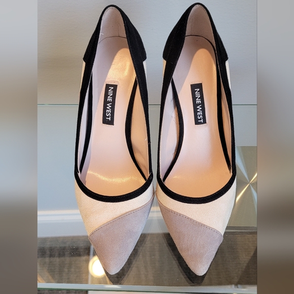 Nine West Black/Grey Suede Shoes Sz: 5 1/2 - Picture 3 of 4